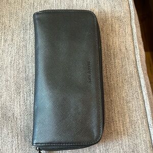 Mary Kay essential brush collection